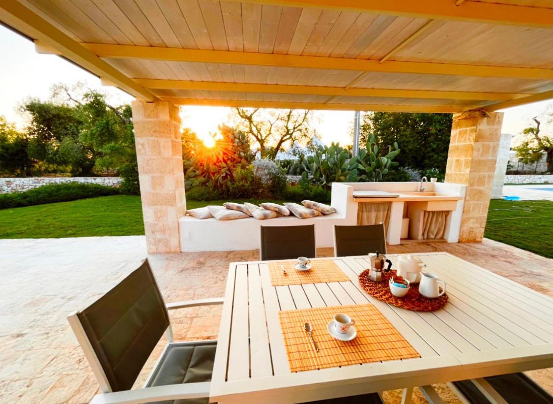Trullo Al Guappo D'Oro Villa Ostuni Exterior photo
