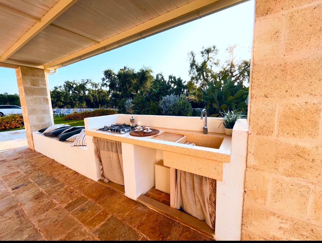 Trullo Al Guappo D'Oro Villa Ostuni Exterior photo